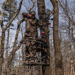 Treestand grimpant Summit Viper SD camouflage Realtree avec harnais complet